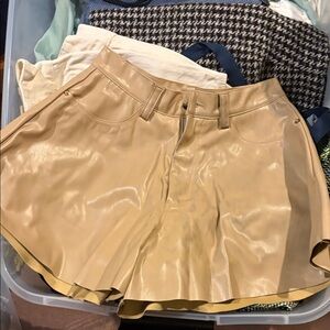 Stylish Tan Women's Shorts